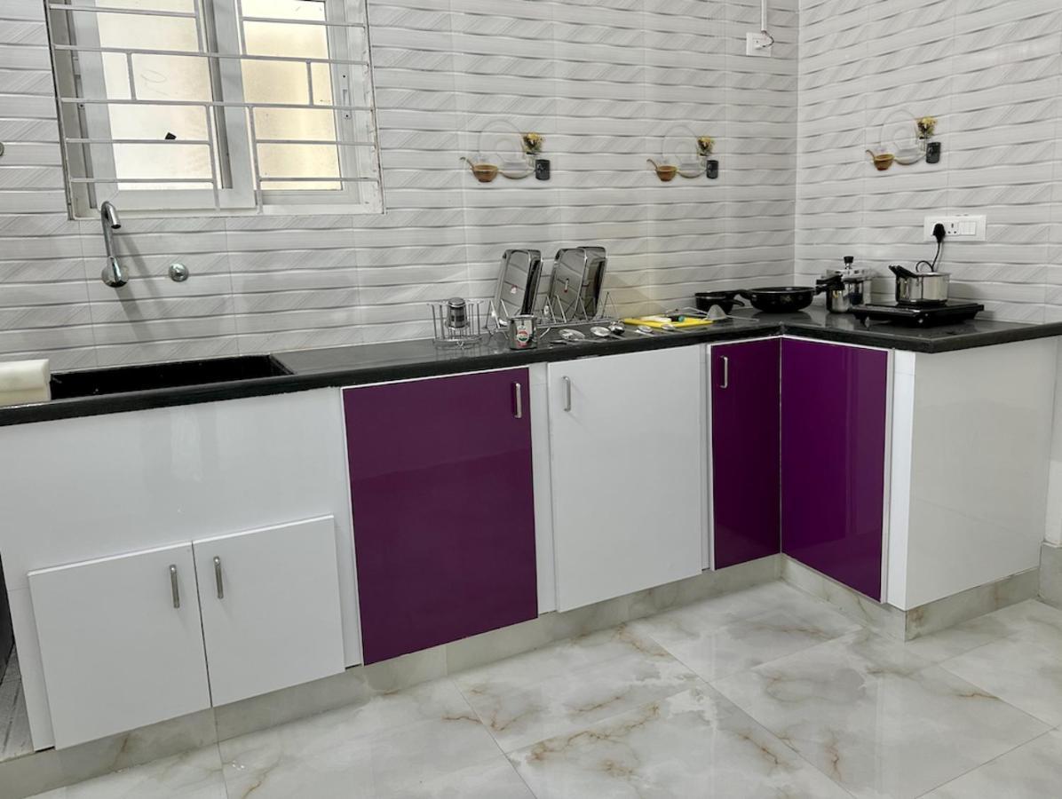 Tirupati Homestay - Shilparamam - Luxury Ac Apartments By Stayflexi - Fast Wifi, Kitchen, Android Tv - Walk To Ps4 Pure Veg Restaurant - Easy Access To Airport, Railway Station And To All Temples Eksteriør bilde