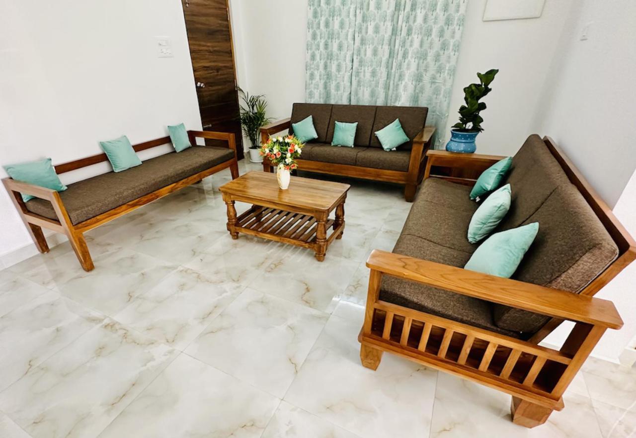 Tirupati Homestay - Shilparamam - Luxury Ac Apartments By Stayflexi - Fast Wifi, Kitchen, Android Tv - Walk To Ps4 Pure Veg Restaurant - Easy Access To Airport, Railway Station And To All Temples Eksteriør bilde