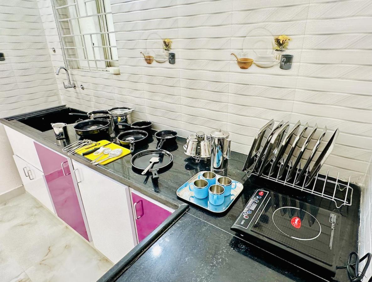 Tirupati Homestay - Shilparamam - Luxury Ac Apartments By Stayflexi - Fast Wifi, Kitchen, Android Tv - Walk To Ps4 Pure Veg Restaurant - Easy Access To Airport, Railway Station And To All Temples Eksteriør bilde