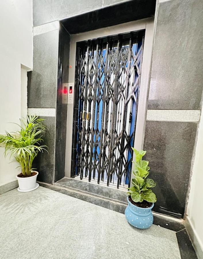 Tirupati Homestay - Shilparamam - Luxury Ac Apartments By Stayflexi - Fast Wifi, Kitchen, Android Tv - Walk To Ps4 Pure Veg Restaurant - Easy Access To Airport, Railway Station And To All Temples Eksteriør bilde